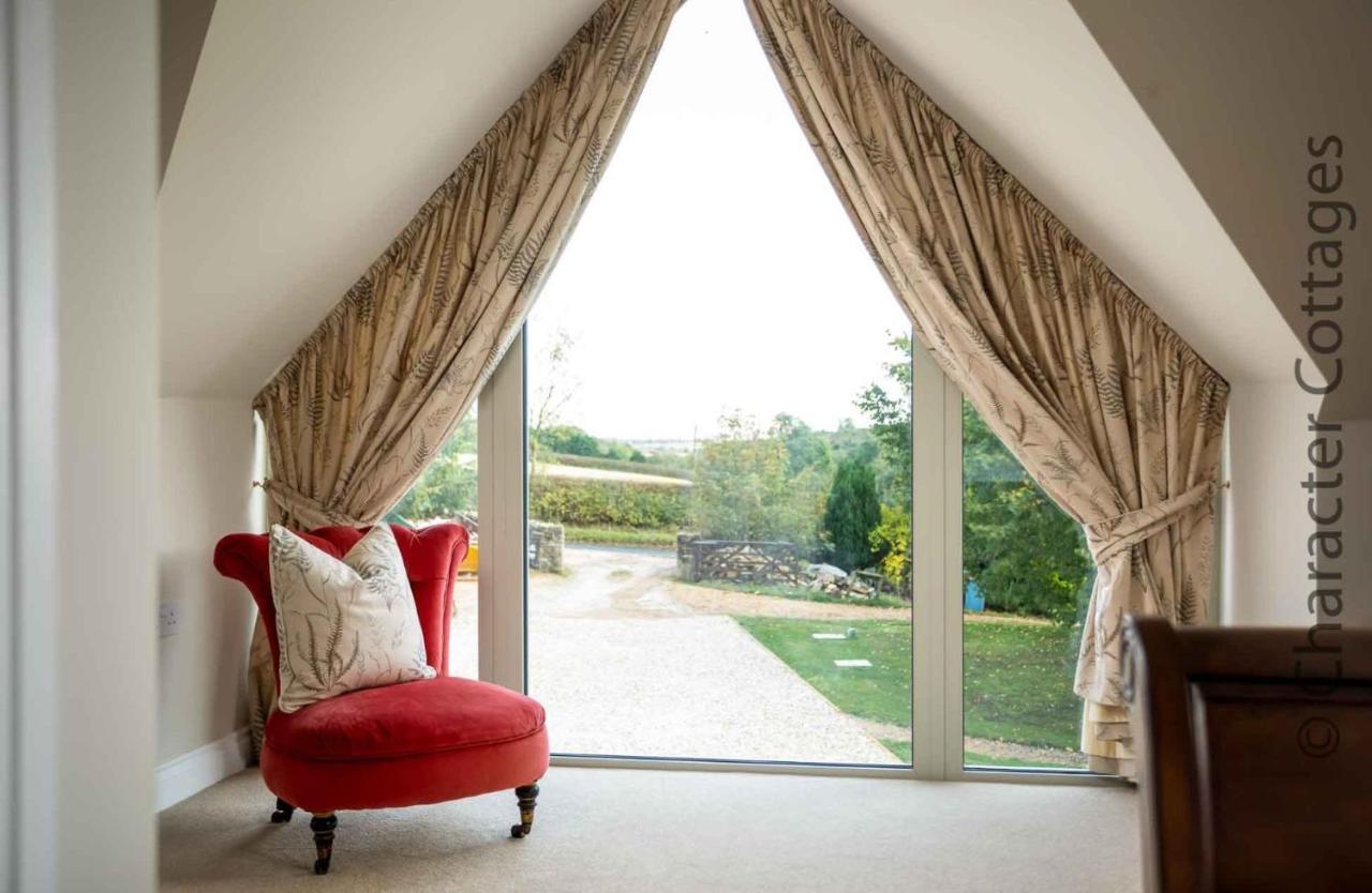Flynn'S Barn Villa Aylworth Luaran gambar